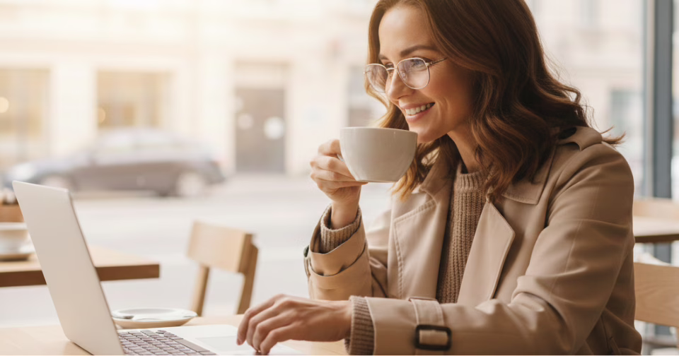 Obraz główny do porady - Koniec z żonglowaniem okularami: soczewki progresywne